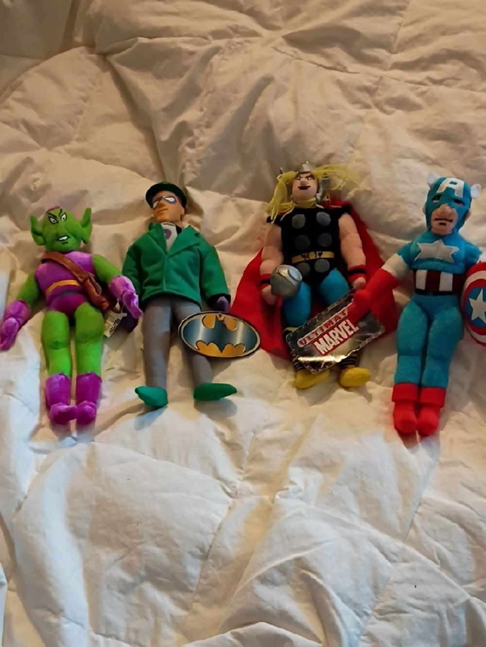 4 Vintage Plush Characters